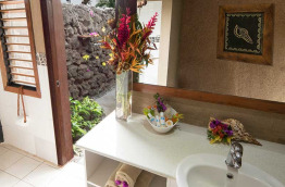 Fidji - Taveuni - Paradise Taveuni - Salle de bains intérieure