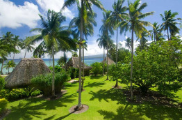 Fidji - Qamea Resort & Spa - Les jardins et Bures