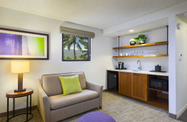 Hawaii - Kauai - Kapa'a - Hilton Garden Inn Kauai Wailua Bay - Junior Suite