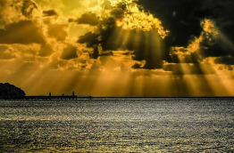 Nouvelle-Calédonie - Coucher de soleil © Laurent Brizard
