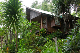 Palau - Aliibamou Resorts Carolines
