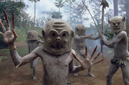 Papouasie-Nouvelle-Guinée - Goroka, les Mudmen d'Asaro