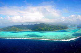 Polynésie française - Huahine - Combo 4x4 et Lagon by Poe © Tahiti Tourisme, Lucien Pesquie