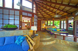 Samoa - Upolu - Coconut Beach Club Resort & Spa - Villa Pule, le salon