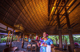 Samoa - Upolu - Sinalei Reef Resort & Spa - Bar © David Kirkland