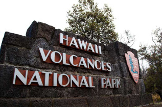 Hawaii - Big island - Découverte des volcans en hélicoptère et à pied © Hawaii Tourism Authority, Tor Johnson