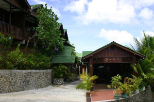 Palau - Rose Garden Resort