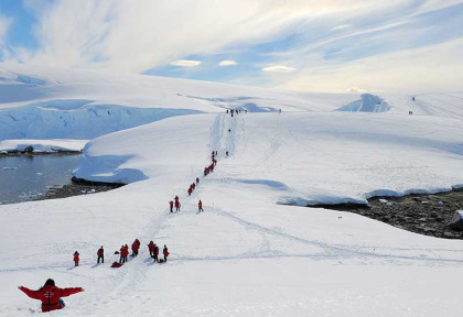 Croisières PONANT - Antarctique - Noël et Jour de l'An en Terres Australes © Studio Ponant