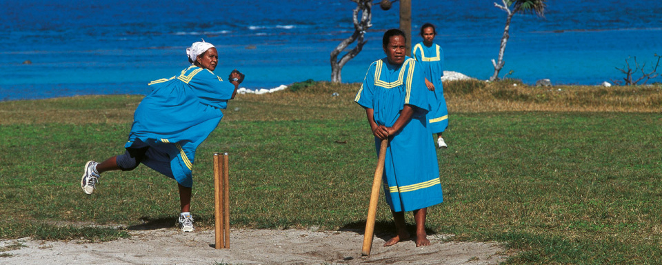 Joueuses de cricket à Lifou © DIL