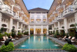 Indonésie - Jogjakarta - The Phoenix Hotel Yogyakarta - MGallery Collection - Piscine de l'hôtel