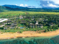 Hawaii - Kauai - Kapa'a - Aston Islander on the Beach