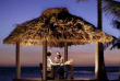 Fidji - Coral Coast - InterContinental Fiji Golf Resort & Spa - Restaurant, dîner romantique