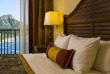 Hawaii - Oahu - Honolulu Waikiki - Outrigger Waikiki Beach Resort - Diamond Head Oceanfront Suite