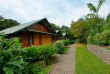 Papouasie-Nouvelle-Guinée - Rabaul - Kokopo Beach Bungalow Resort - Waterfront Bungalow © Nobutsugu Sugiyama