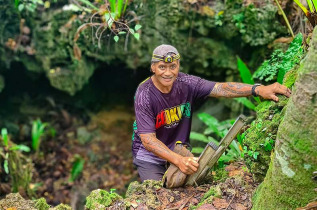 Iles Cook - Atiu - Aventure dans la grotte aux oiseaux Kopeka © Cook Islands Tourism, Daniel Fisher