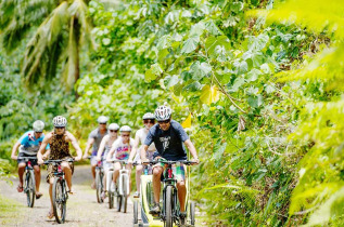 Iles Cook - Rarotonga - Randonnée VTT à Rarotonga