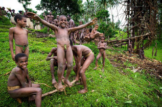 Vanuatu - Pentecost - Saut du Gaul © SPTO, David Kirkland