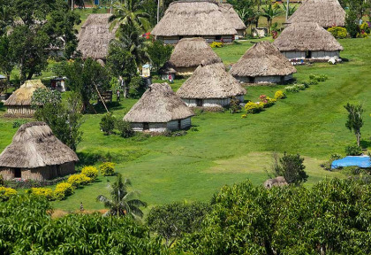 Fidji - Viti Levu - Journée au village de Navala © Don Mammoser, Shutterstock