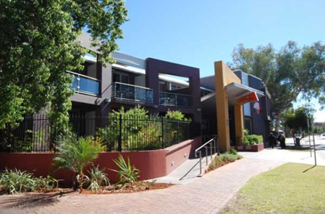 Stay at Alice Springs Hotel