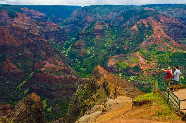 Hawaii - Kauai - Waimea Canyon ©Hawaii Tourism, Tor Johnson