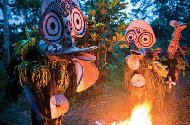 Papouasie-Nouvelle-Guinée - Rabaul, Mask Festival © Papua New Guinea Tourism Authority, David Kirkland