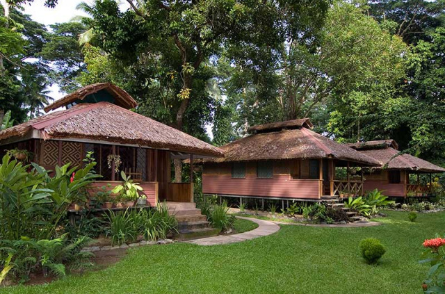 Papouasie-Nouvelle-Guinée - Walindi Plantation Resort - Bungalows © Peter Lange