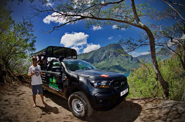 Polynésie française - Moorea - Combo Safari 4x4 et Cascade
