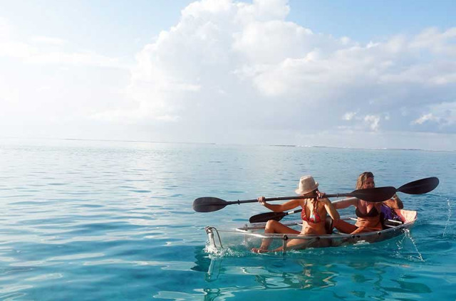 Polynésie française - Moorea - Tour guidé de Moorea en kayak transparent