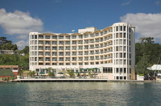 Vanuatu - Port Vila - Grand Hotel and Casino - Façade mer