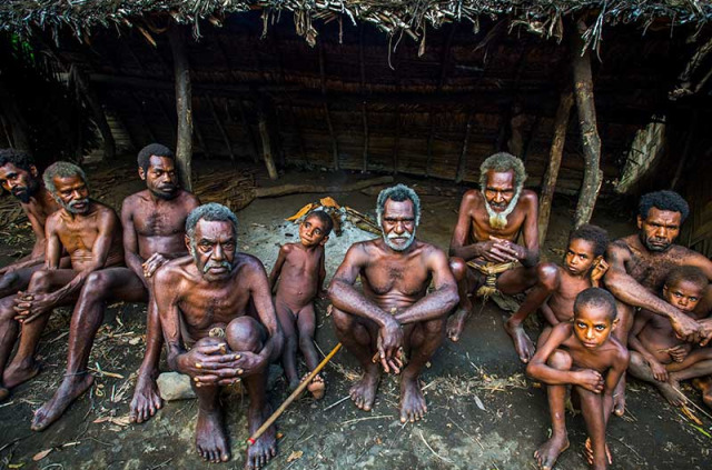 Vanuatu - Tanna - Village traditionnel © Vanuatu Tourism Office, David Kirkland